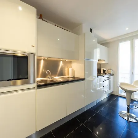 Vue Mer-proximite Plage-plein Centre-terrasse-clim Apartment